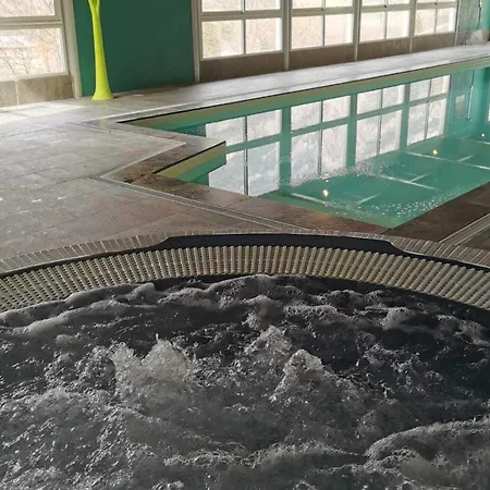 Cosy Avec Terrasse, Acces Piscine Et Animaux Admis A - Fr-1-165b-24 Lägenhet